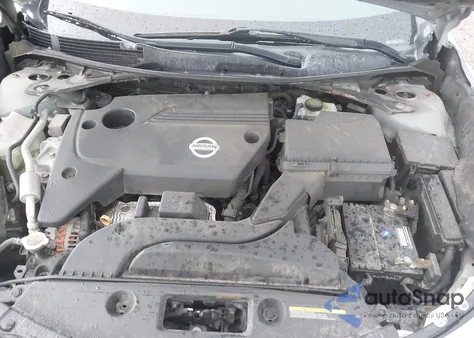 2013 Nissan Altima 2.5 Sv z USA, uszkodzony, nr VIN 1N4AL3AP4DN495701